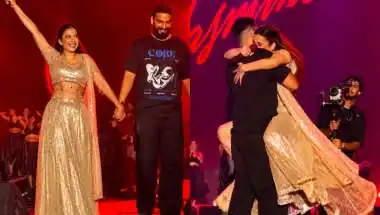 Jasmine Sandlas Engaged: Singer Reveals Ring On Stage